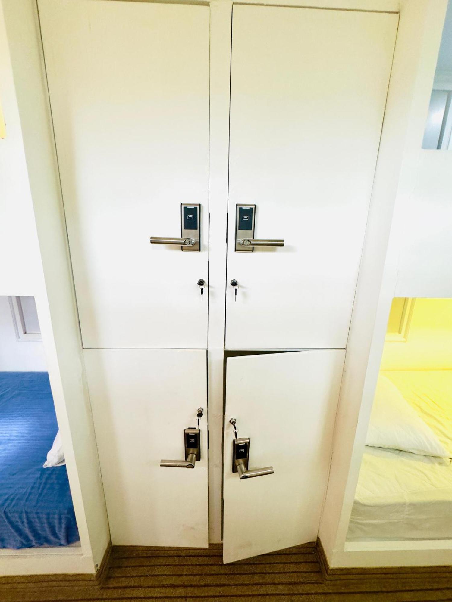 Traveler'S Haven Hostel At Colombo Intl Airport Katunayaka Ngoại thất bức ảnh